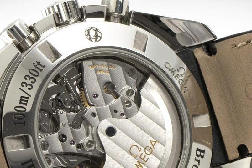 Bộ máy Chronograph của Omega hoạt động ra sao 1