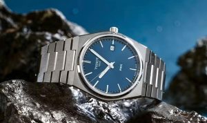 Tissot PRX Quartz có đáng mua hơn bản automatic không? 1