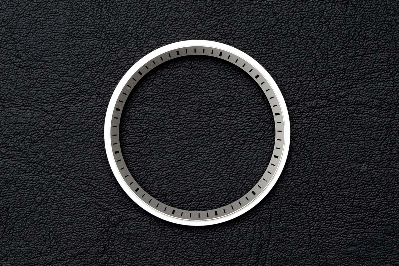 Vành Chapter Ring Và Độ Chính Xác Khi Xem Giờ