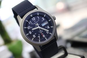 TẦN SỐ DAO ĐỘNG TRONG ĐỒNG HỒ CƠ