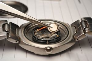 Cách bảo quản đồng hồ đúng cách