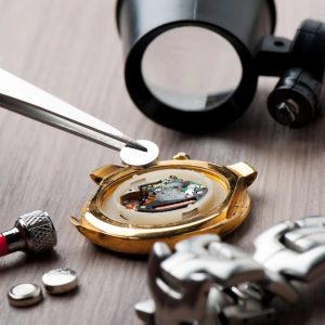 Đồng hồ pin bền bỉ lựa chọn thực tế