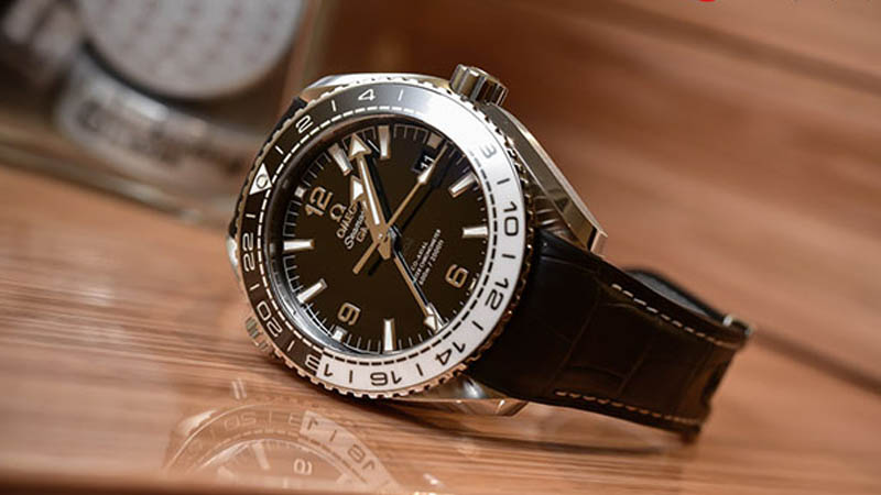 Vành bezel