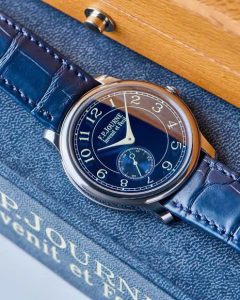Sức hút của đồng hồ độc lập F.P. Journe Chronomètre Bleu 1
