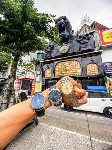 Thanh lý đồng hồ cơ cũ không giấy tờ nhận tiền liền 2