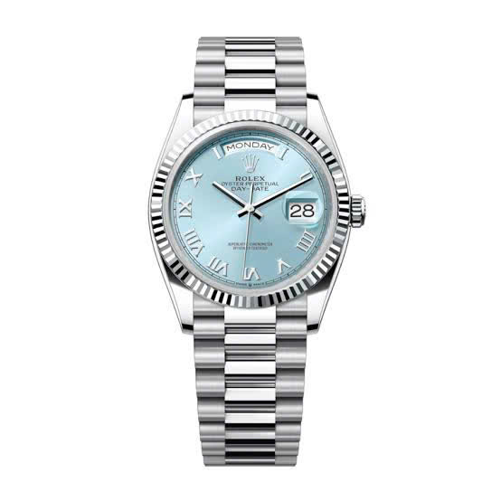 Sức hút từ mặt số xanh băng của đồng hồ Rolex Platinum 3