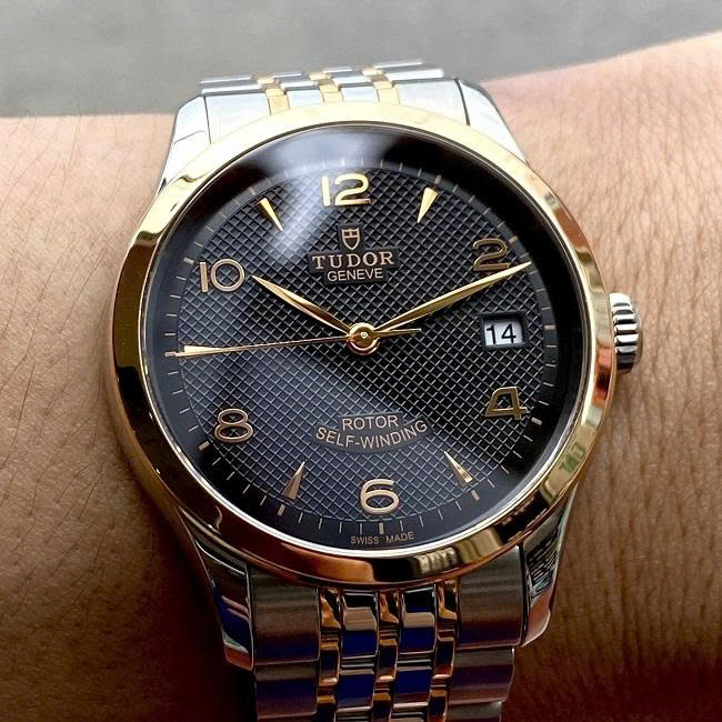 Có nên mua đồng hồ cổ điển Tudor 1926 hay không? 1