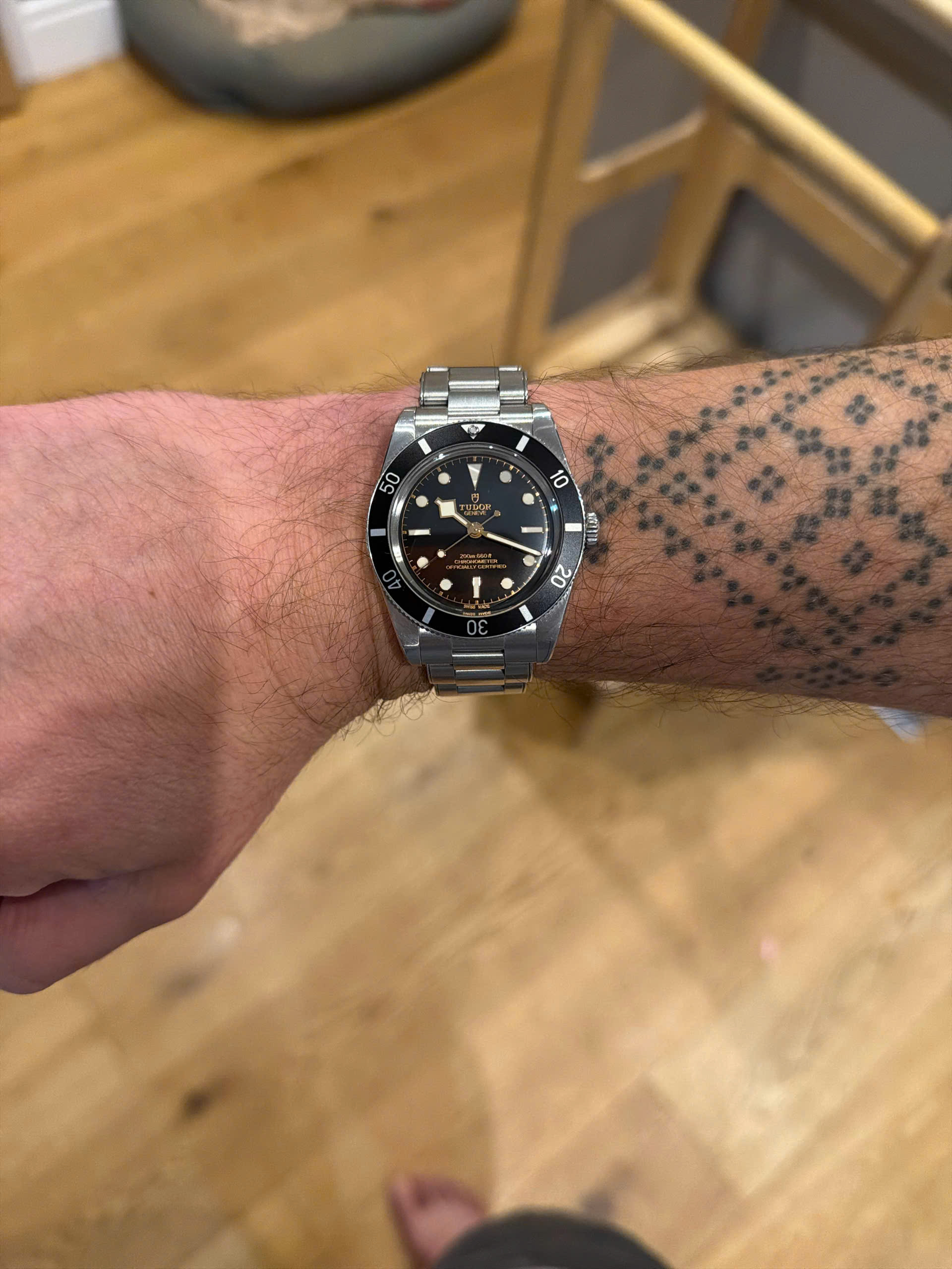 Thú chơi ngả màu patina của đồng hồ Tudor Black Bay 2