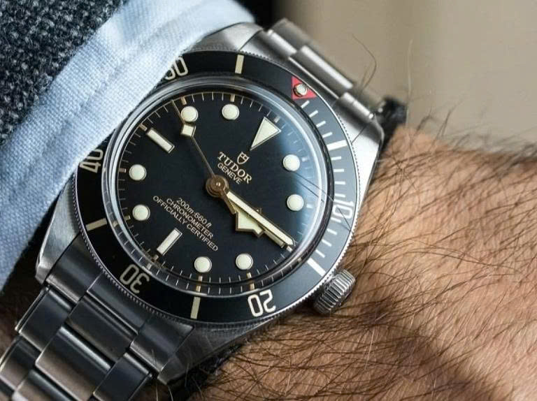 Có nên mua đồng hồ cổ điển Tudor 1926 hay không? 4