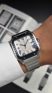 Ý nghĩa những chiếc ốc vít trên viền đồng hồ Cartier Santos 1