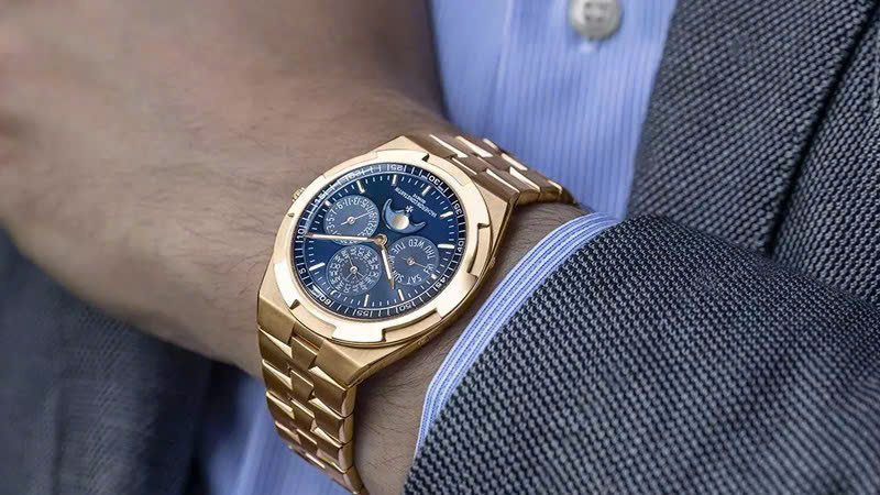 Đẳng cấp thể thao sang trọng của đồng hồ Vacheron Constantin Overseas 1