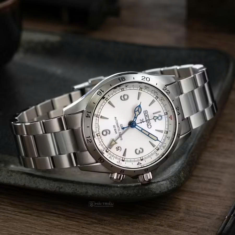 Tìm hiểu ý nghĩa các con số trên vòng bezel đồng hồ lặn 3