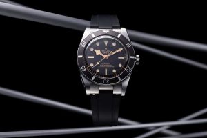 Cơn sốt đồng hồ lặn kích thước nhỏ Tudor Black Bay 54 2