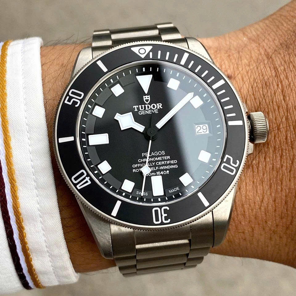 Đánh giá chất liệu Titanium của mẫu đồng hồ Tudor Pelagos 1