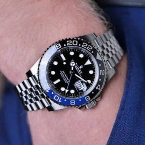 Sức hút của vành bezel gốm trên mẫu đồng hồ Rolex Batman 1