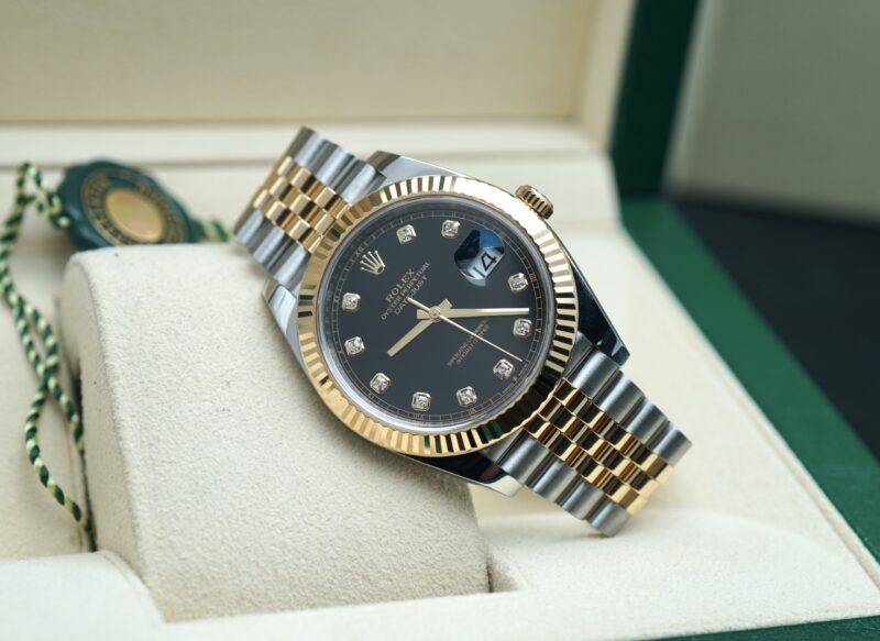 Hành trình huyền thoại của Rolex
