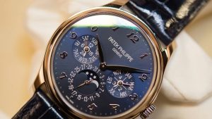 Patek Philippe Hoàn Thiện Bộ Máy Cơ Đạt Chuẩn Cao Cấp