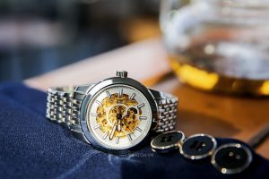 Hiện tượng nhiễm từ trong đồng hồ