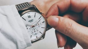 Kim giây và cảm nhận chuyển động
