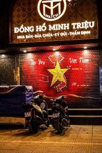 Giao dịch đồng hồ cũ gọn gàng, rõ giá