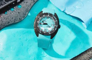 Đánh giá mẫu đồng hồ lặn biển Doxa Sub 300 Carbon mới 2