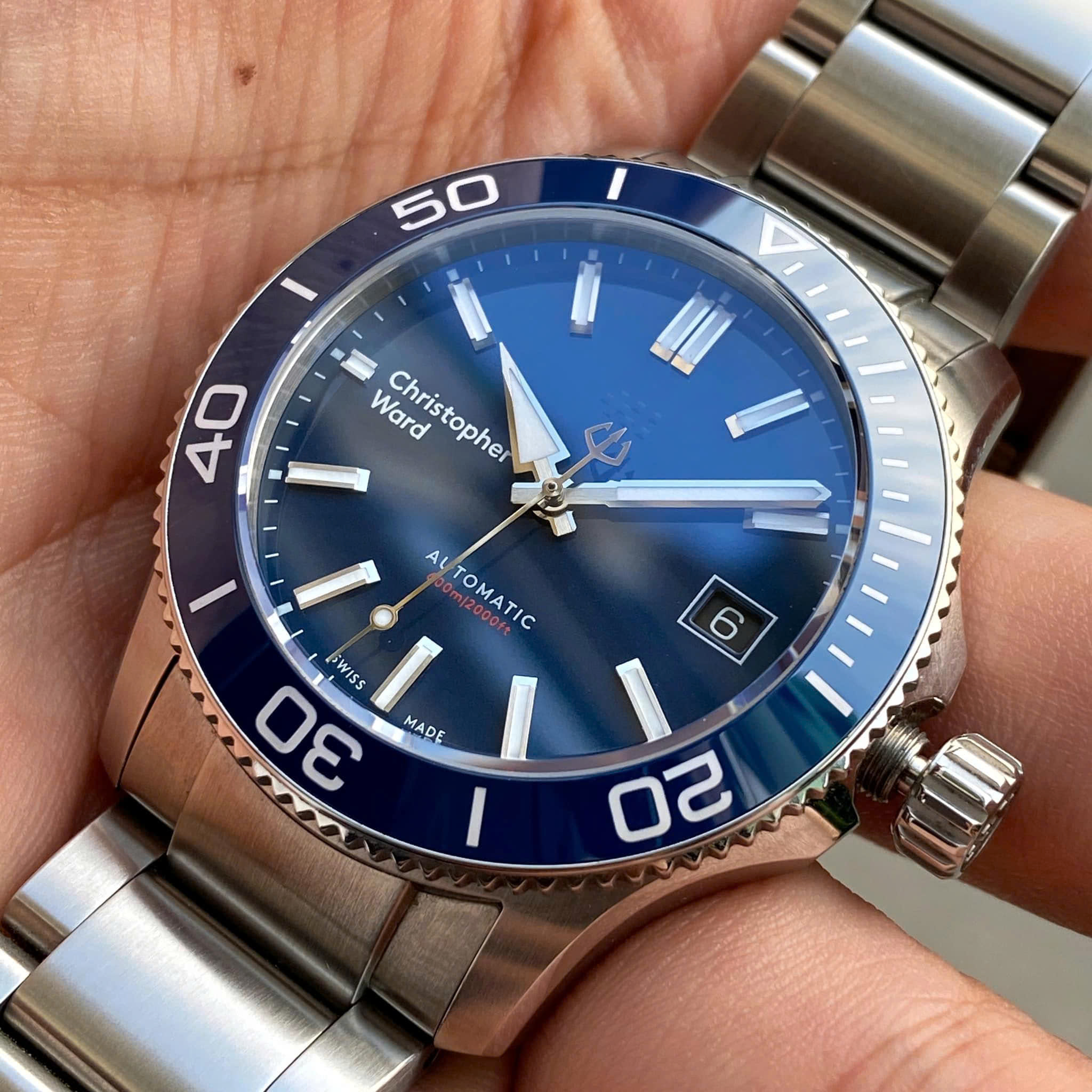 Đánh giá chi tiết mẫu đồng hồ Christopher Ward C60 Trident mới 3