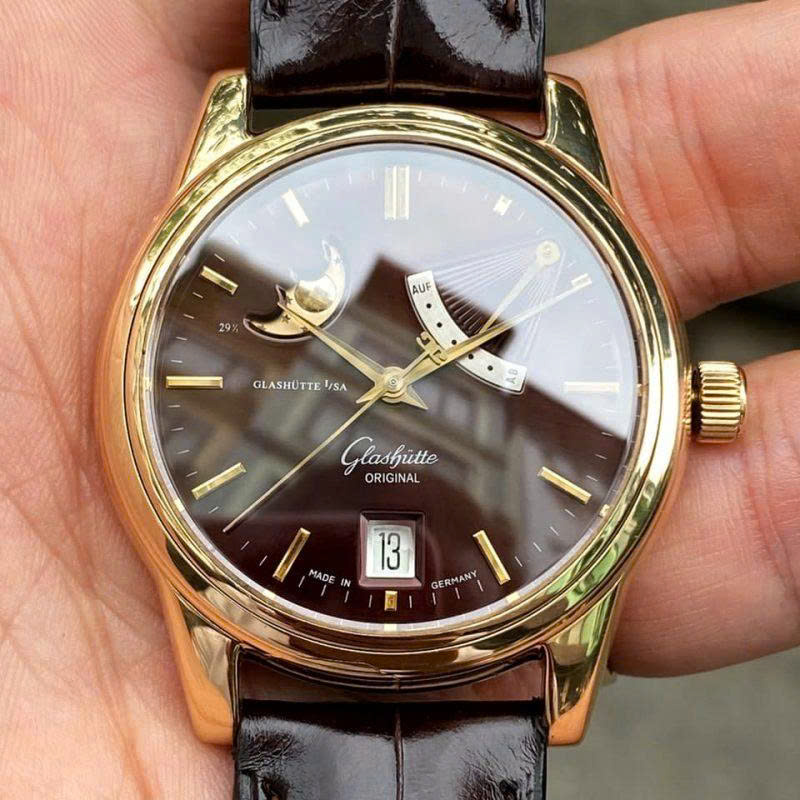 Thu mua đồng hồ Glashutte cũ nhường chỗ cho tuyệt tác mới 3