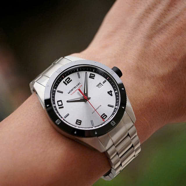 Phong cách thanh lịch vượt thời gian của đồng hồ nam Montblancn 2