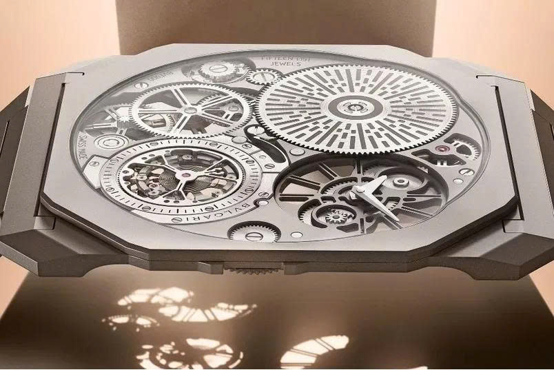 Khám phá siêu phẩm đồng hồ Bulgari Octo Finissimo siêu mỏng mới 2