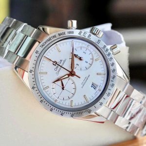 Khám phá vẻ đẹp đồng hồ Omega Speedmaster White Dial đời mới 1