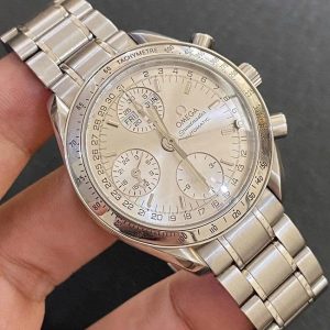 Khám phá mẫu đồng hồ Omega Speedmaster mặt trắng đầy cuốn hút 2
