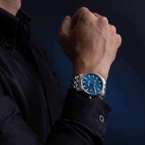 Cách Nhận Biết Đồng Hồ Cũ Còn Giá Trị