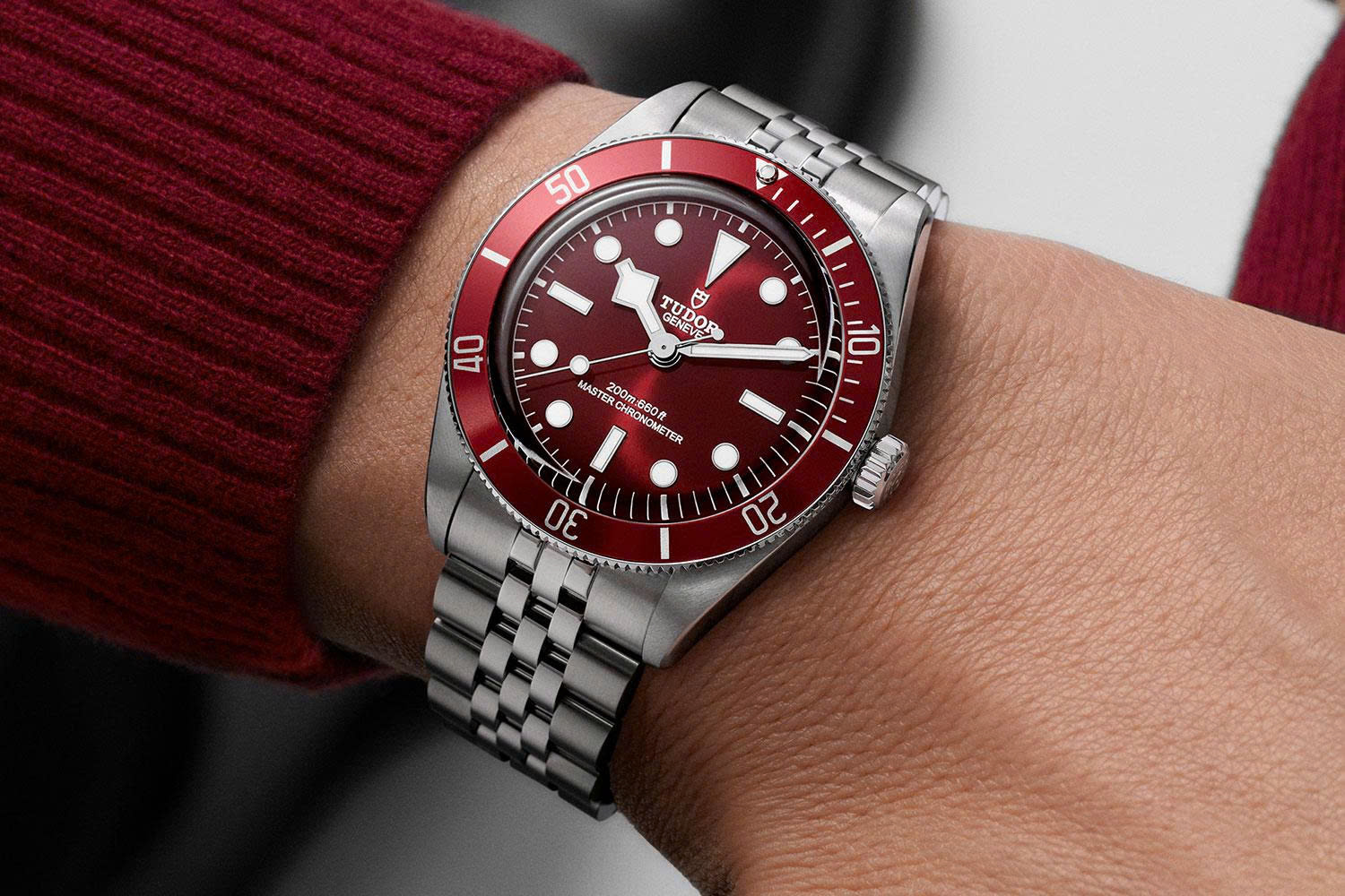 Lý do dân chơi săn lùng đồng hồ Tudor Black Bay 58 3