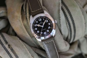 Trải nghiệm thực tế mẫu đồng hồ Hamilton Khaki Field Expedition mới 2
