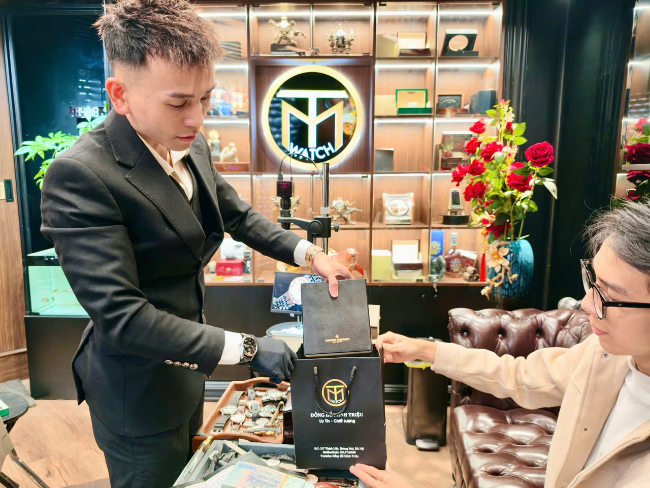Thu mua đồng hồ Omega đẳng cấp dành riêng cho khách VIP 1