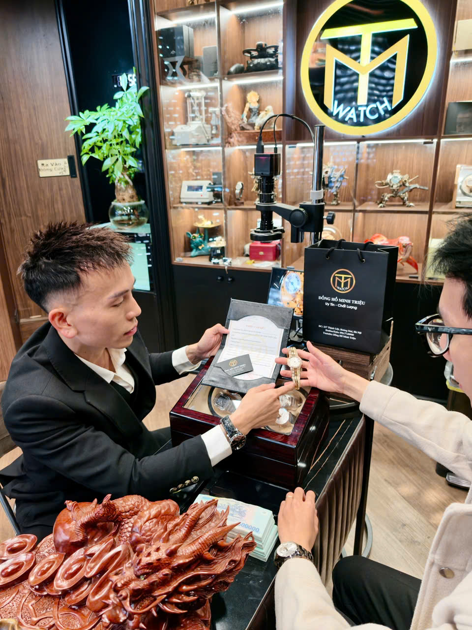 Quy trình thu mua đồng hồ Audemars Piguet cũ chuyên nghiệp hàng đầu 3