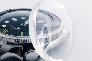 Mặt Kính Sapphire Cong Và Độ Méo Hình