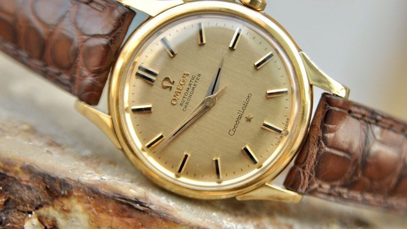 Thanh Lý Omega Cũ Giữa Dòng Thời Gian
