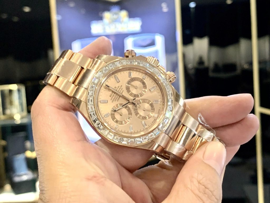 Khám phá sức hút từ siêu phẩm đồng hồ Rolex Daytona mới 2