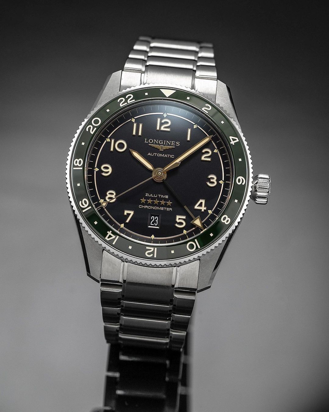 Tái hiện công năng lặn biển cổ điển Longines Heritage Diver 3