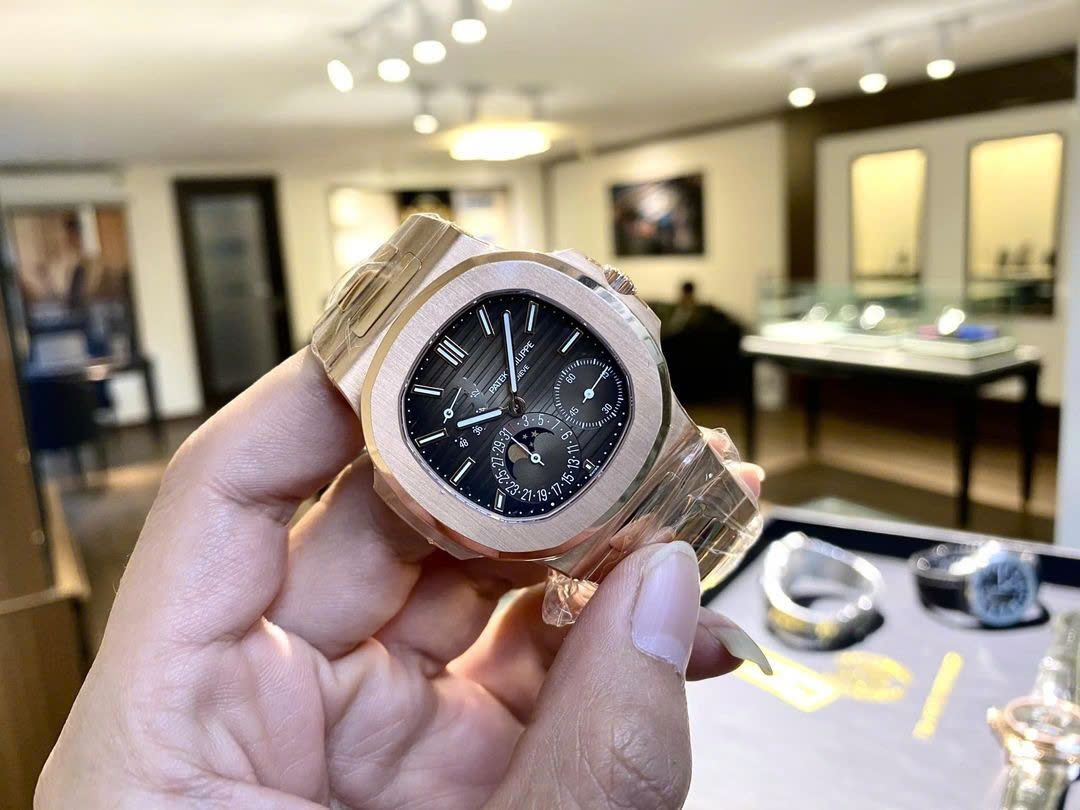 Hành trình di sản vượt thời gian đồng hồ Patek Philippe NNeptune1