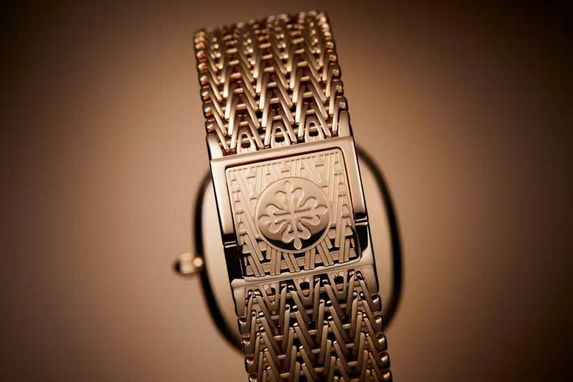 Sức hút khó cưỡng từ mẫu đồng hồ Patek Philippe Ellipse 3