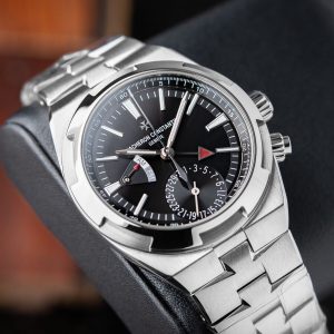 Cảm hứng dịch chuyển thượng lưu Vacheron Constantin Overseas Dual Time 1