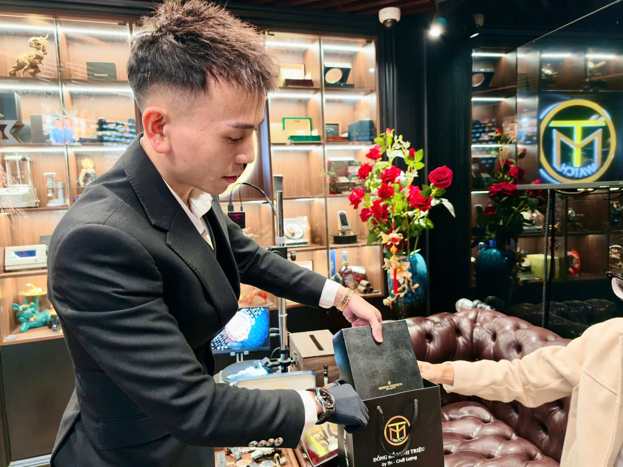 Bảo chứng tài chính khi thanh lý Audemars Piguet Jules Audemars 1
