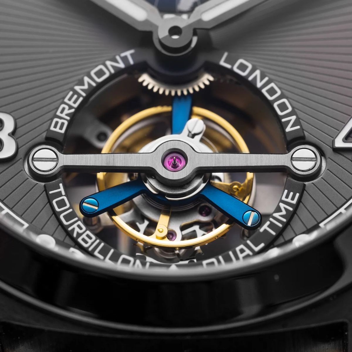 Cơ chế tourbillon trong đồng hồ cơ