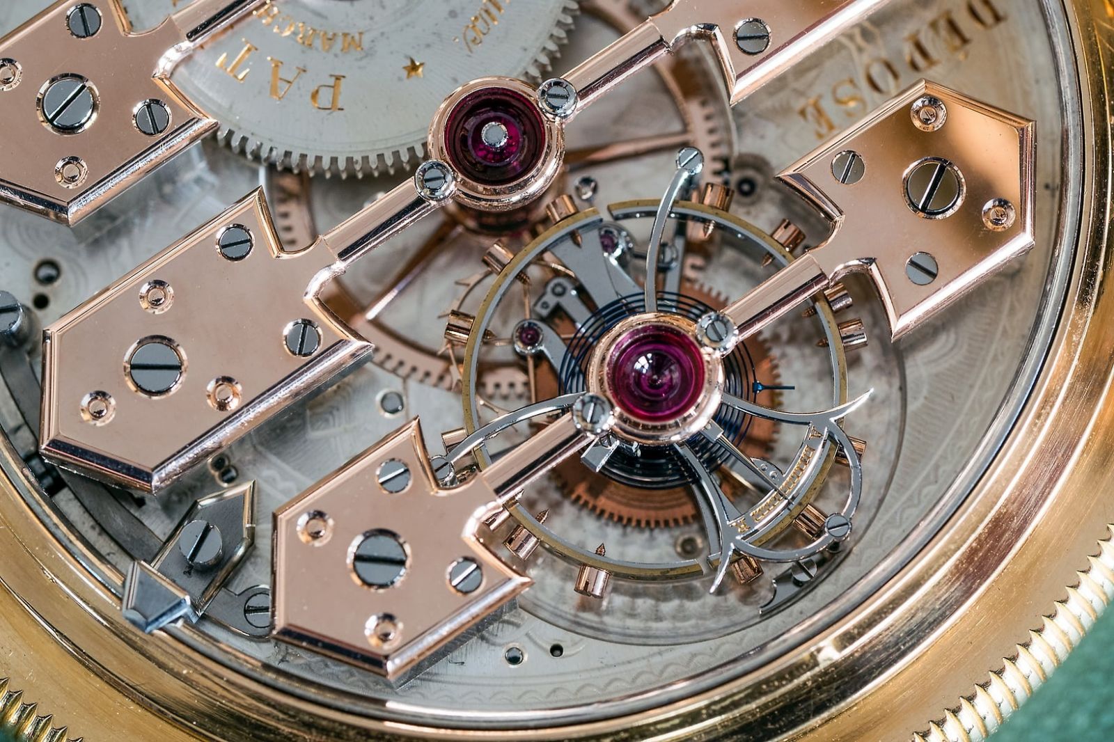 Cơ chế tourbillon trong đồng hồ cơ
