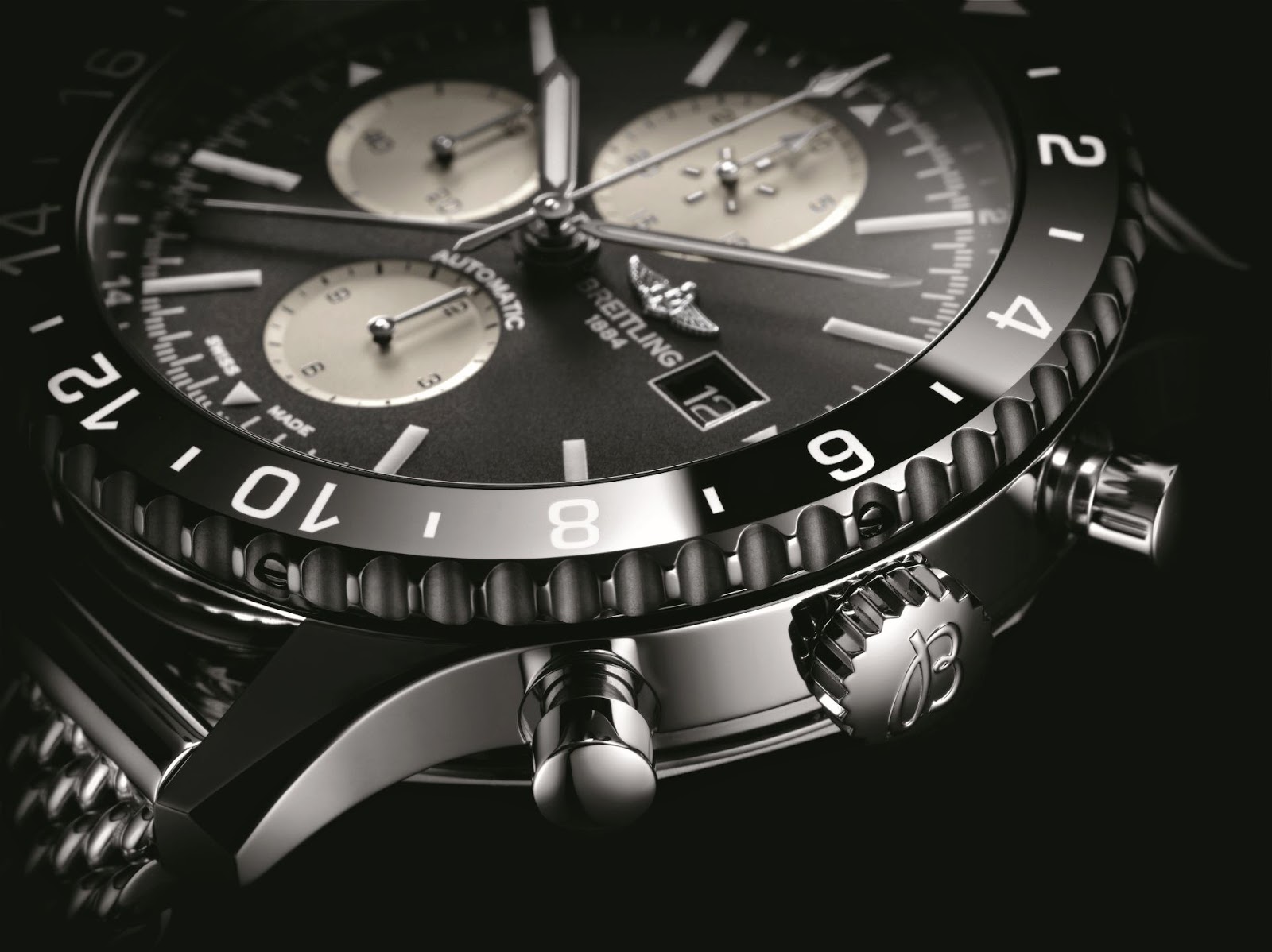 Bezel Xoay Trên Đồng Hồ Không Chỉ Dành Cho Thợ Lặn