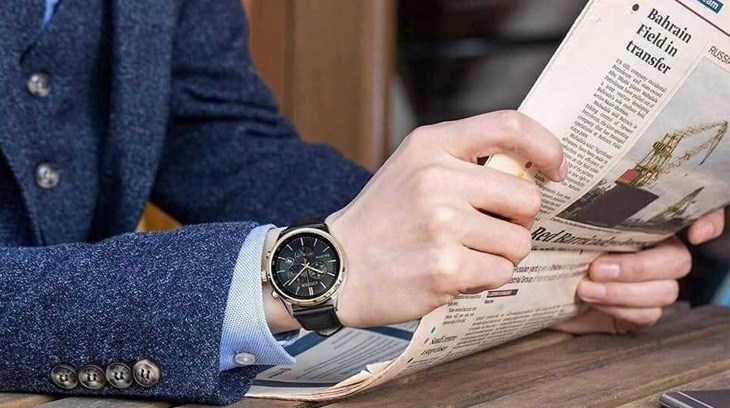 Đồng Hồ Dây Da Hay Dây Thép Phù Hợp Với Bạn Hơn?