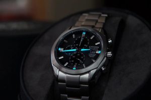 Đồng Hồ Titanium Khác Gì So Với Thép Không Gỉ?