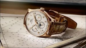 Đồng Hồ Được Kiểm Tra Trước Khi Xuất Xưởng Ra Sao?